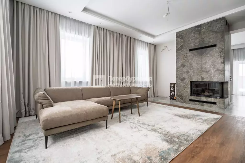 Коттедж в Ленинградская область, Гатчинский муниципальный округ, д. ... - Фото 1