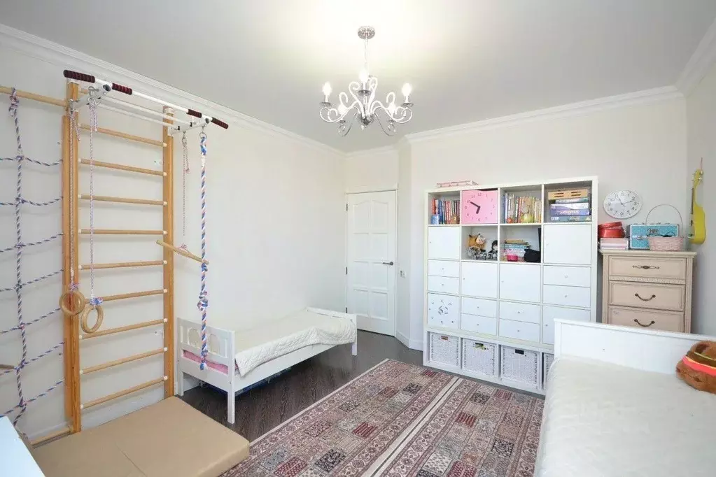 3-к кв. Саха (Якутия), Якутск ул. Дзержинского, 30 (99.0 м) - Фото 1