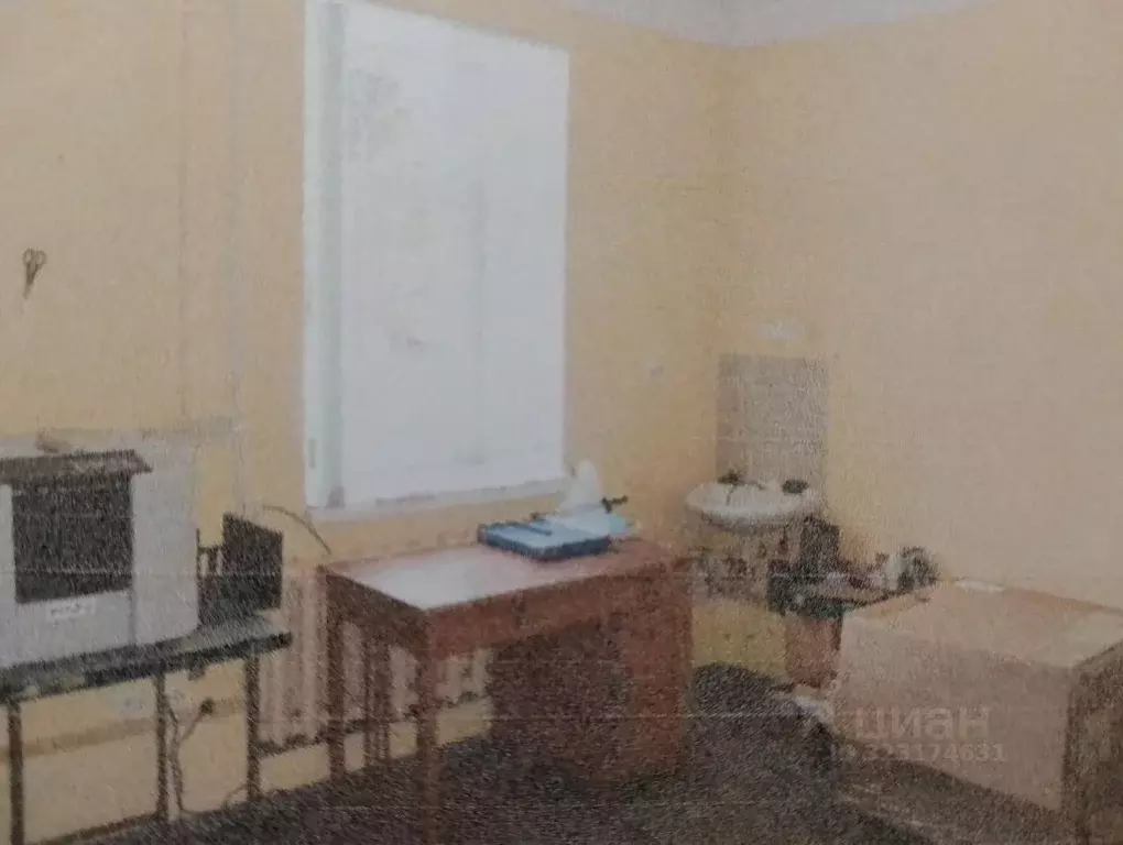 Помещение свободного назначения в Псковская область, Опочка ул. ... - Фото 1