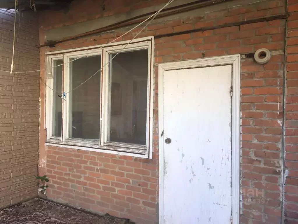 Дом в Адыгея, Адыгейск Ленинградская ул., 6 (40 м) - Фото 1