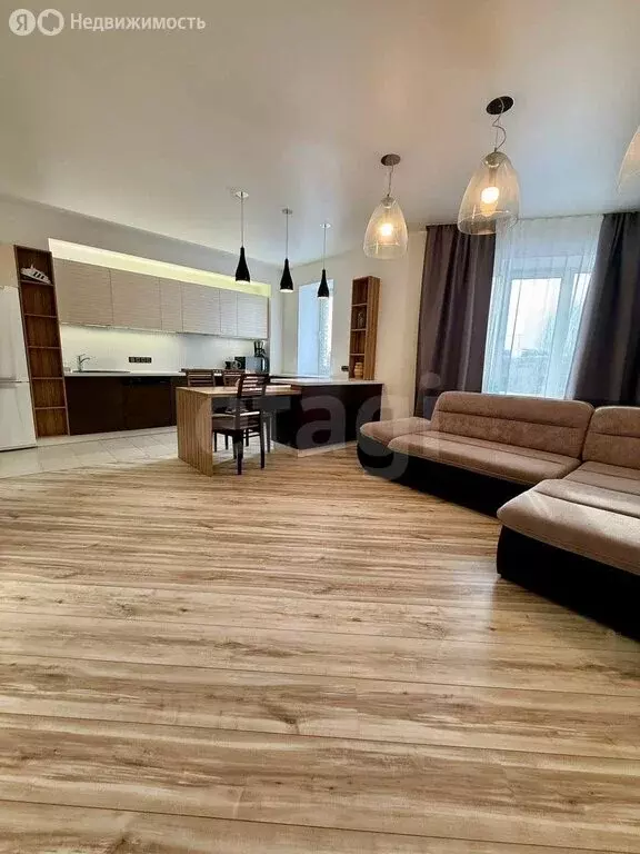 3-комнатная квартира: Ухта, проспект Ленина, 37/1 (61.9 м) - Фото 1