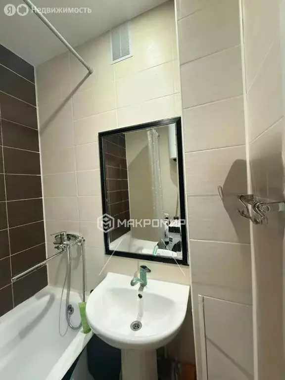 1-комнатная квартира: Пермь, улица Макаренко, 19 (42.1 м) - Фото 1