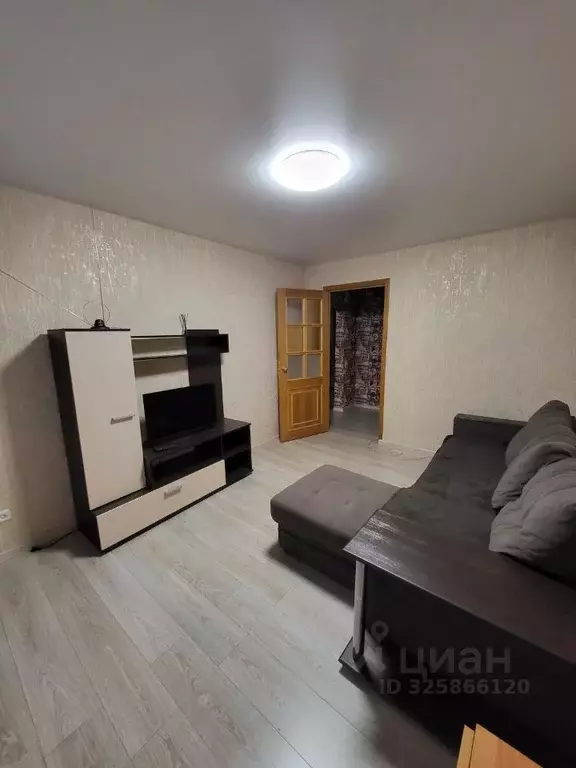 1-к кв. Вологодская область, Череповец Олимпийская ул., 13 (30.0 м) - Фото 2