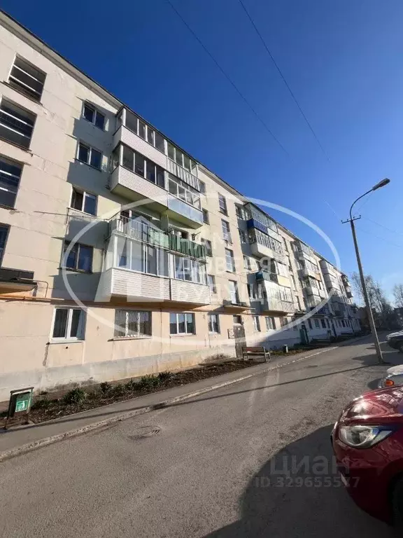 3-к кв. Пермский край, Лысьва Озерная ул., 13 (62.3 м) - Фото 1
