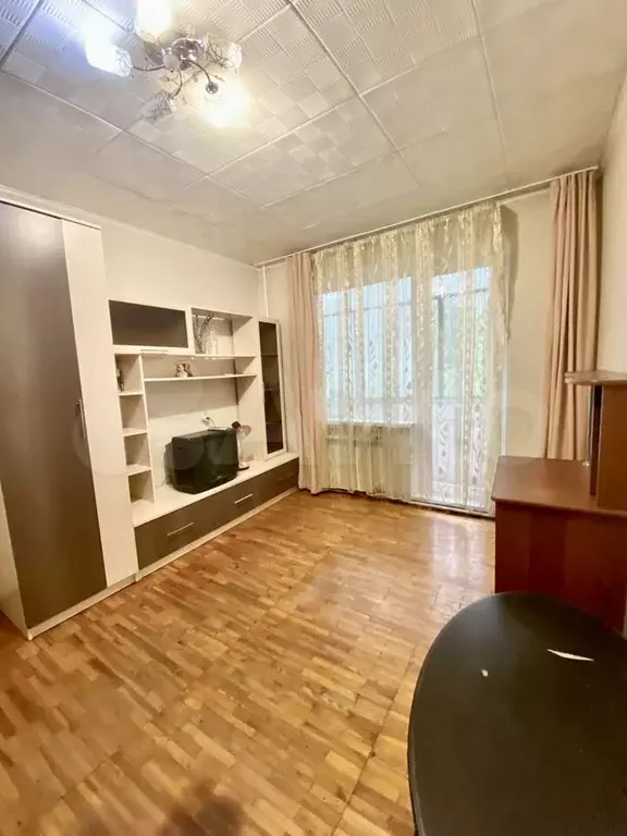 1-к. квартира, 32 м, 1/10 эт. - Фото 0