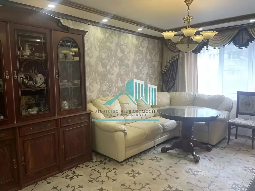 3-к кв. Калужская область, Калуга Анненки мкр, ул. Вишневского, 9 ... - Фото 1