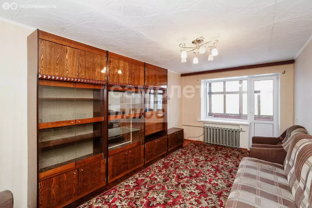 3-комнатная квартира: Омск, микрорайон Городок Нефтяников, 1-я ... - Фото 2