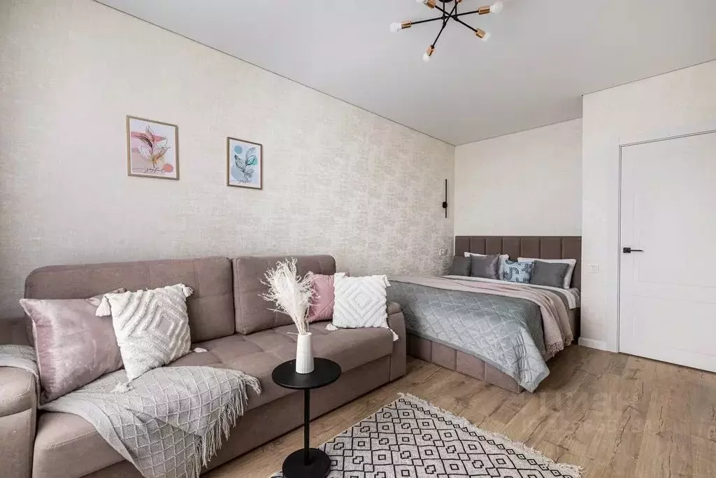 1-к кв. Татарстан, Казань ул. Мансура Хасанова, 13 (40.0 м) - Фото 0
