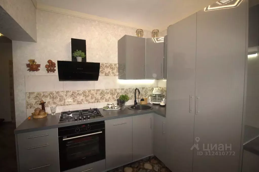 Дом в Вологодская область, Великий Устюг пер. Речников, 1 (107 м) - Фото 1