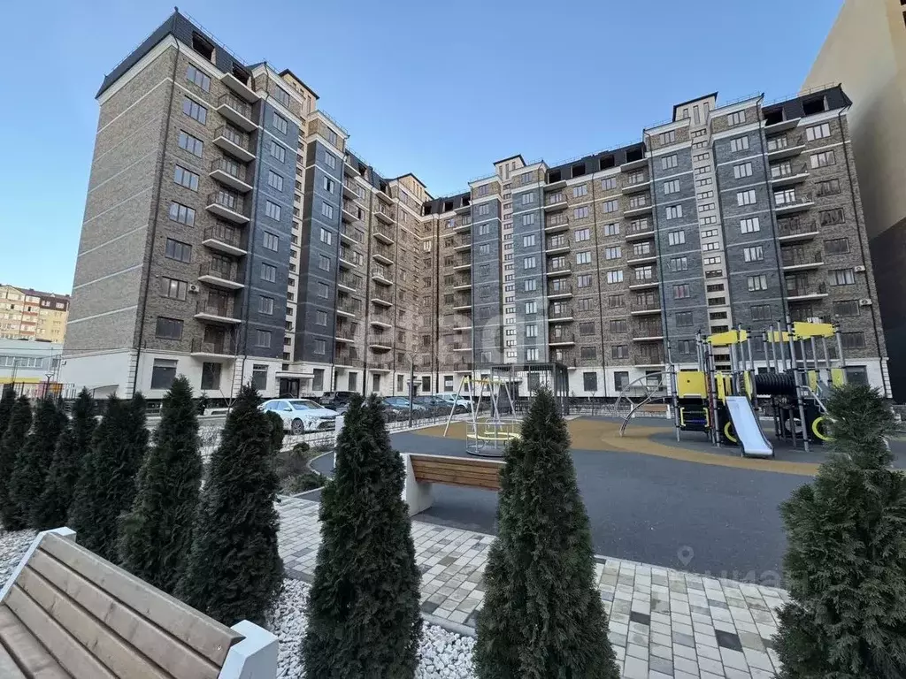 2-к кв. Дагестан, Каспийск просп. М. Омарова, 16А (69.0 м) - Фото 1