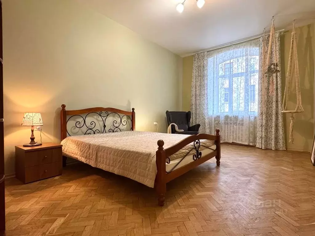 2-к кв. Санкт-Петербург 10-я Васильевского острова линия, 43 (45.6 м) - Фото 2