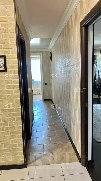 3-к кв. Дагестан, Кизилюрт ул. Малагусейнова, 44 (70.0 м) - Фото 0