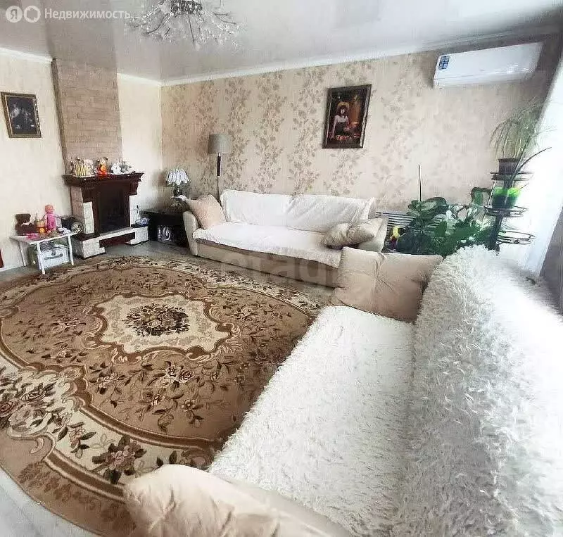 Дом в Лев Толстой, улица Льва Толстого (120 м) - Фото 1