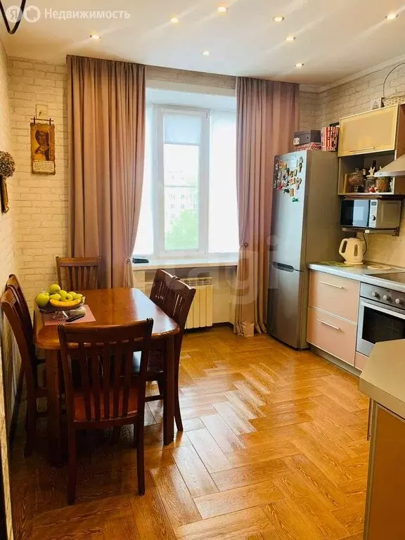 3-комнатная квартира: Новокузнецк, Фестивальная улица, 6 (75.4 м) - Фото 1