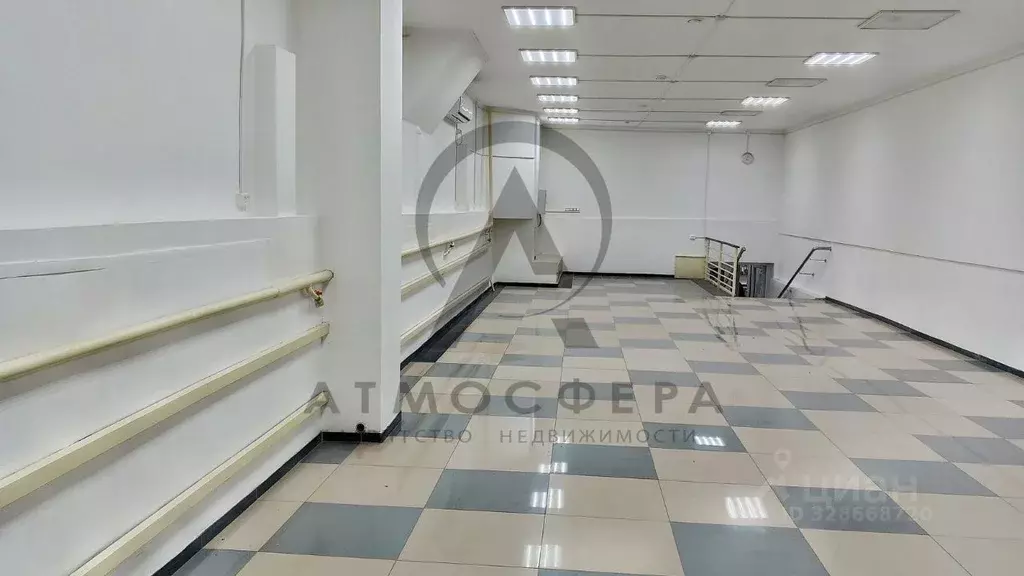 Торговая площадь в Краснодарский край, Апшеронск ул. Ворошилова (2425 ... - Фото 2