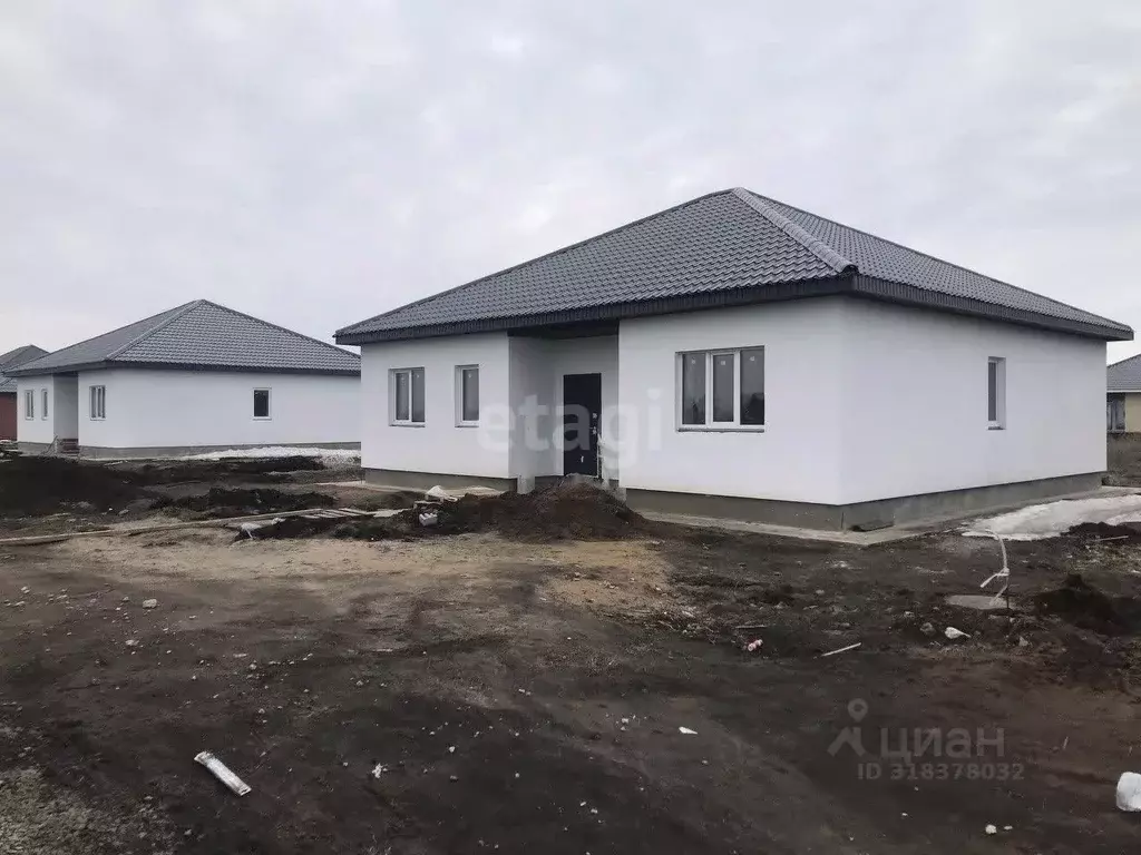 Дом в Самарская область, Ставропольский район, с. Ягодное ул. ... - Фото 0