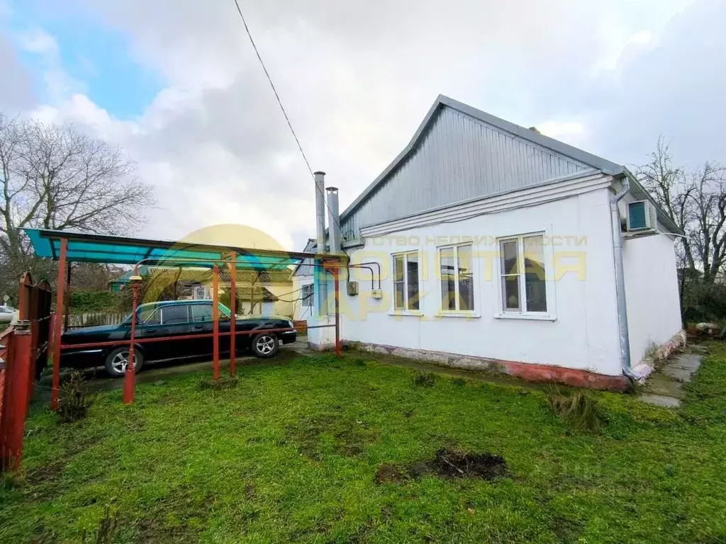 Дом в Краснодарский край, Крымский район, Варениковская ст-ца ул. ... - Фото 1