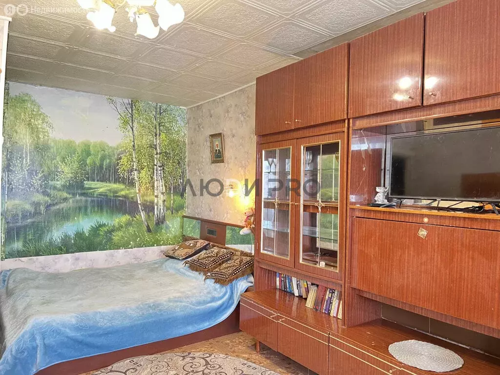 1-комнатная квартира: Саратов, улица имени А.П. Чехова, 8 (33.8 м) - Фото 1