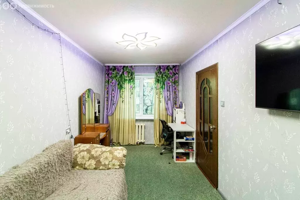 2-комнатная квартира: Тюмень, проезд Геологоразведчиков, 42 (47 м) - Фото 1