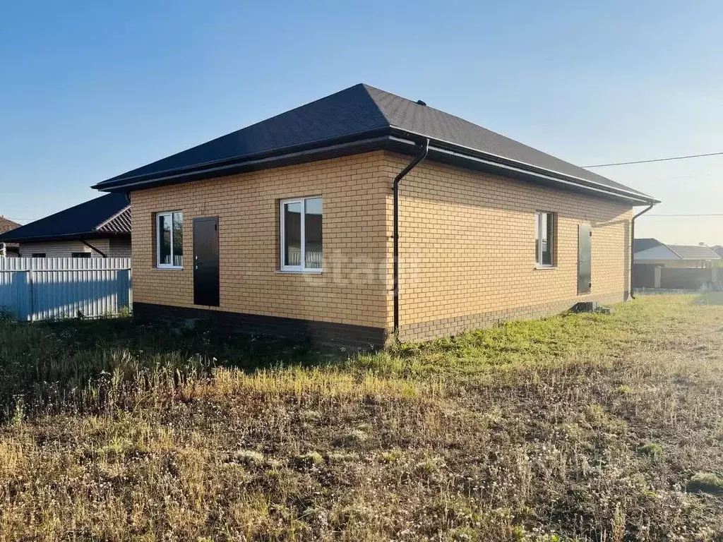 Дом в Белгородская область, Старый Оскол ул. Марышкин лог, 7 (107 м) - Фото 1