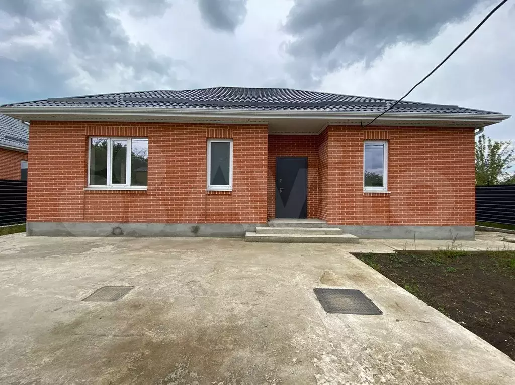 Дом 100 м на участке 4,5 сот. - Фото 0