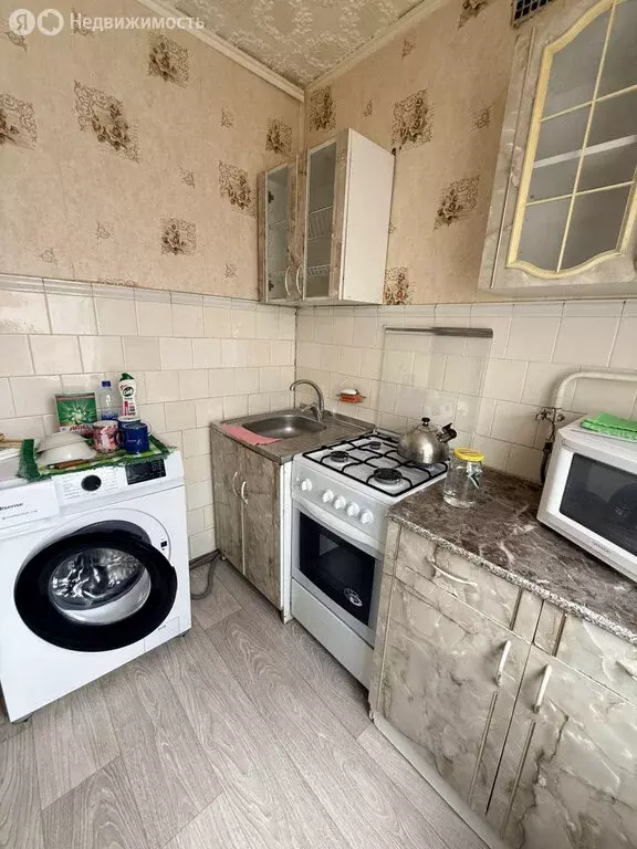 3-комнатная квартира: Брянск, Авиационный переулок, 3/1 (48 м) - Фото 2