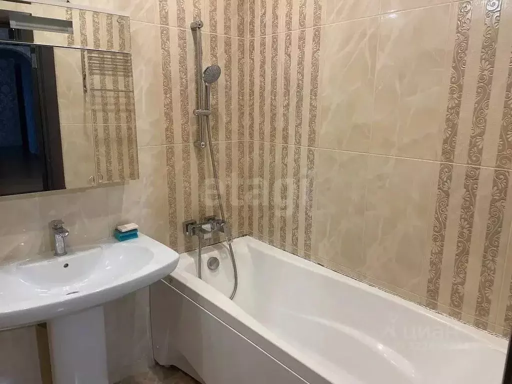 3-к кв. Белгородская область, Белгород ул. Газовиков, 11 (88.9 м) - Фото 1