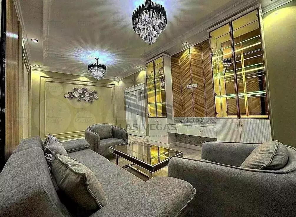 2-к. квартира, 73 м, 3/9 эт. - Фото 0