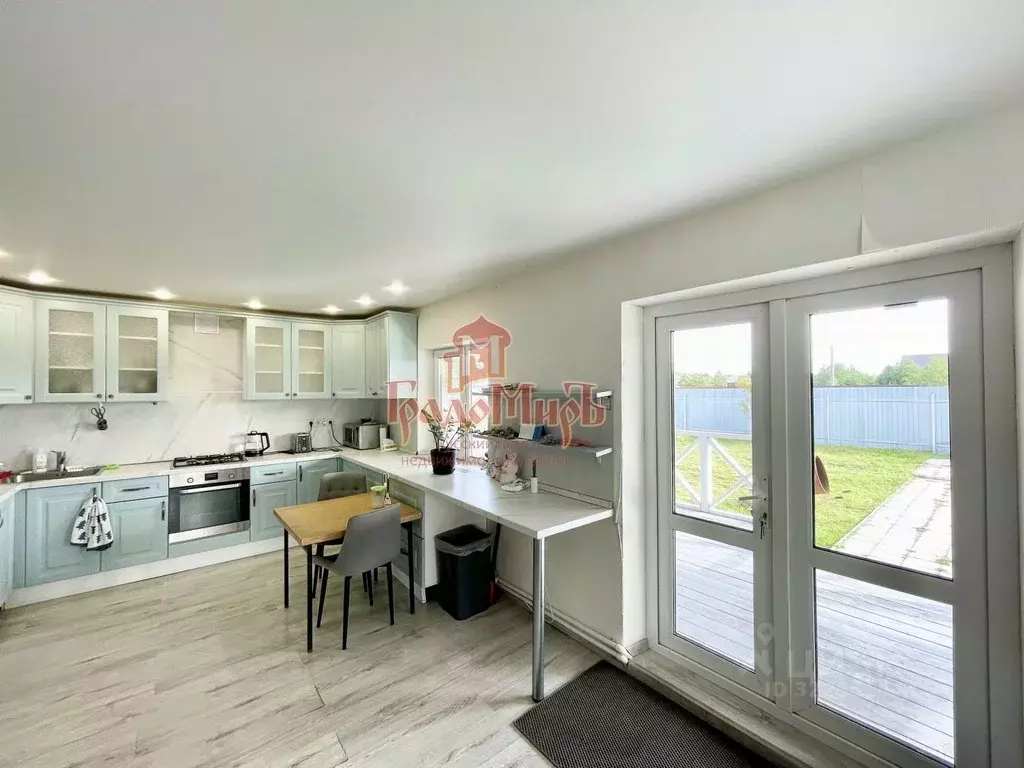 Дом в Владимирская область, Карабаново г. Александровский ... - Фото 1