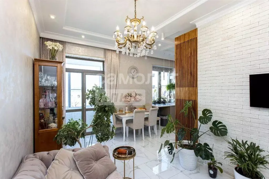 Квартира, 3 комнаты, 77 м - Фото 1