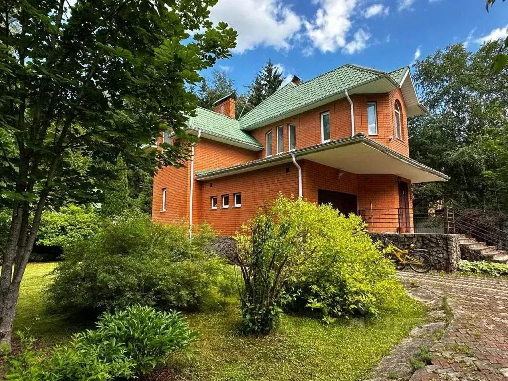 Коттедж в Московская область, Наро-Фоминский городской округ, д. ... - Фото 1