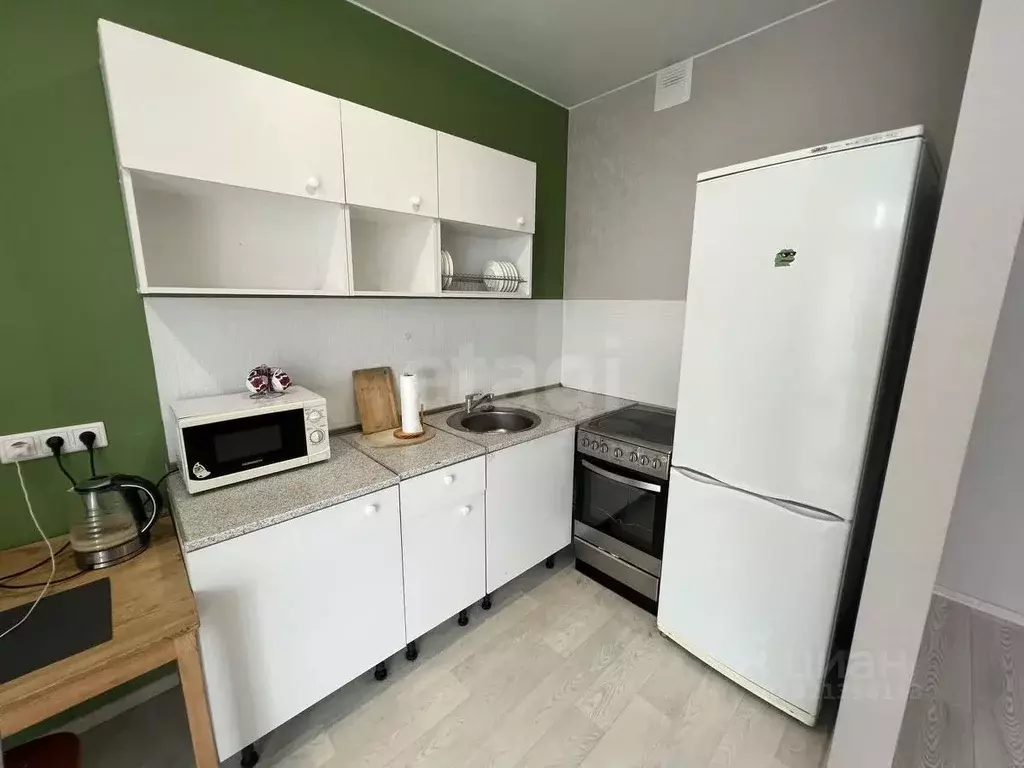 Студия Тюменская область, Тюмень ул. Тимофея Чаркова, 81 (29.0 м) - Фото 1