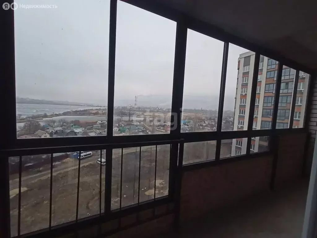 3-комнатная квартира: Воронеж, улица Саврасова, 86 (76 м) - Фото 0