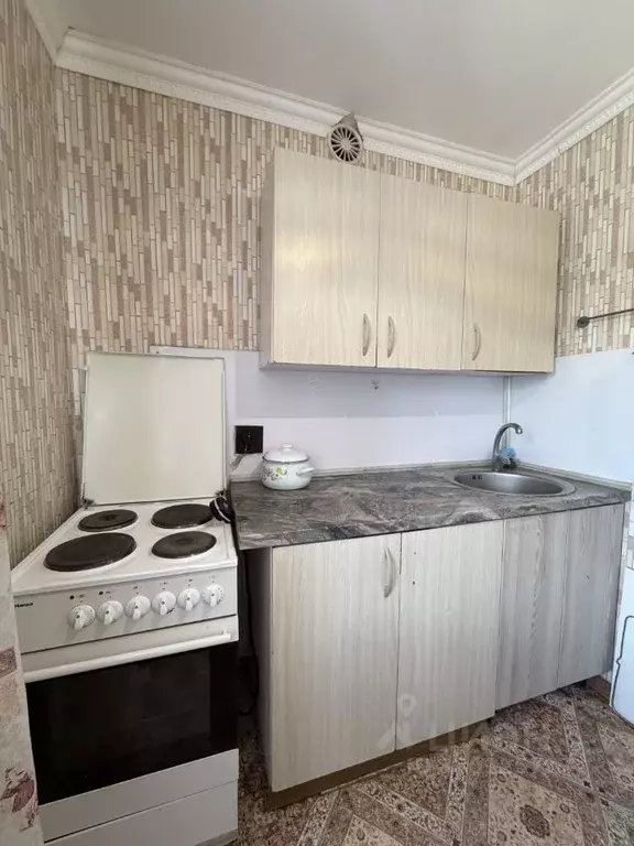 1-к кв. Башкортостан, Уфа ул. Уфимское Шоссе, 18/4 (33.3 м) - Фото 1