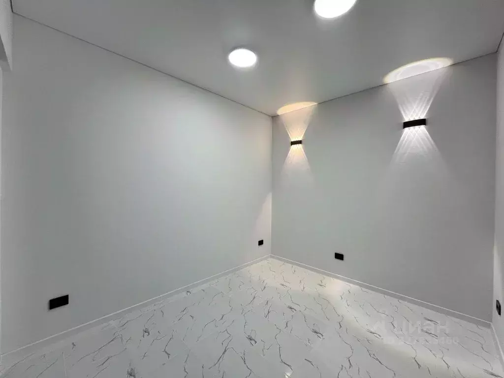 Офис в Кабардино-Балкария, Нальчик ул. Тлостанова (11 м) - Фото 0