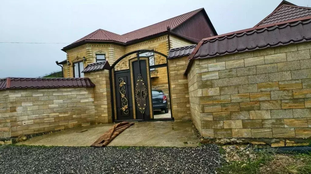 Дом в Дагестан, Каякентский сельсовет, с. Каякент ул. Батырмурзаева, ... - Фото 1