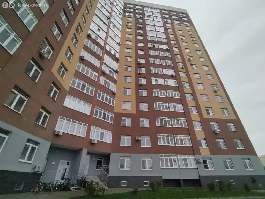 2-комнатная квартира: Орёл, улица Михалицына, 1 (74.7 м) - Фото 1