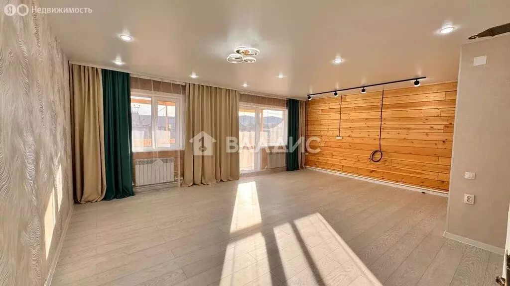 Дом в село Эрхирик, Родниковая улица, 19 (210 м) - Фото 0