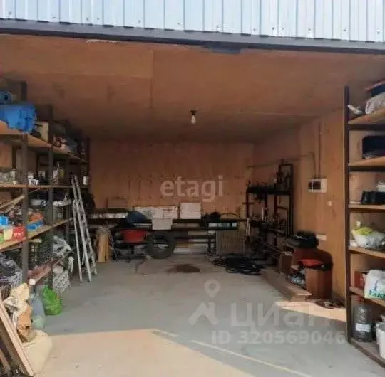 Дом в Саха (Якутия), Якутск Загородный кв-л, ул. Беринга, 17 (43 м) - Фото 1