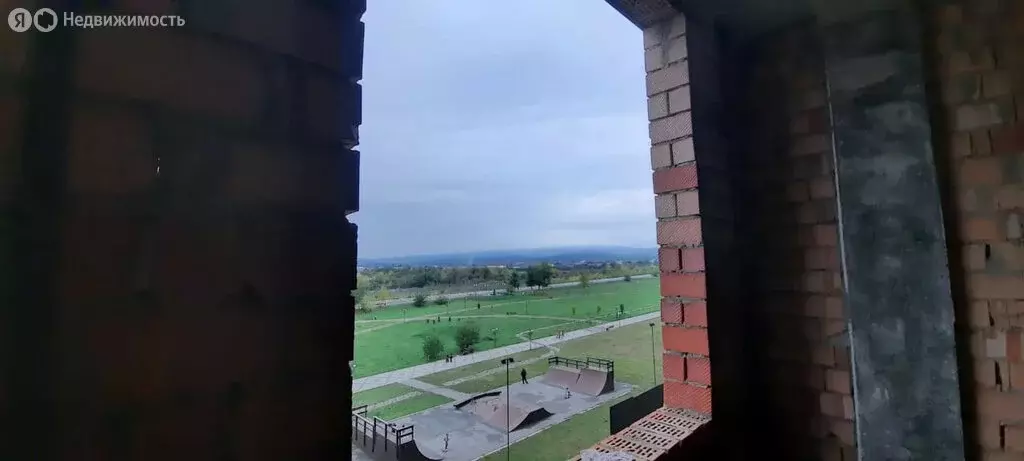 2-комнатная квартира: Баксан, улица Угнич, 24 (72 м) - Фото 0