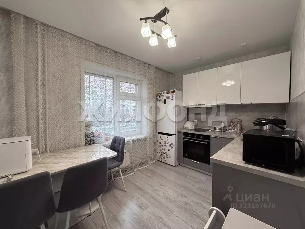 1-к кв. Новосибирская область, Новосибирск ул. Мясниковой, 24/2 (37.4 ... - Фото 1