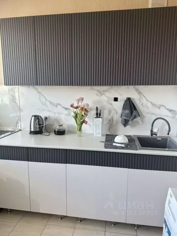 2-к кв. Тюменская область, Тюмень ул. Судостроителей, 71 (40.0 м) - Фото 1