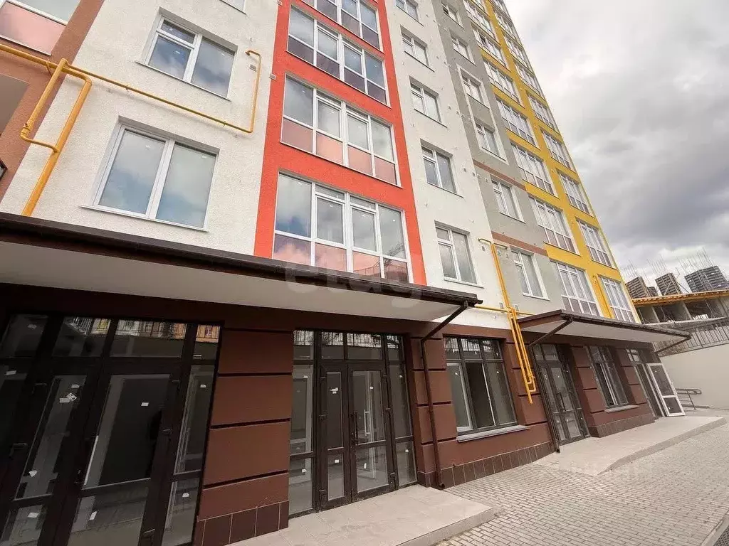 Помещение свободного назначения в Крым, Симферополь ул. Батурина (45 ... - Фото 1