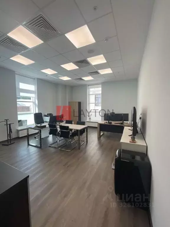 Офис в Москва ул. Арбат, 10 (235 м) - Фото 2