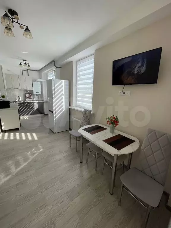 1-к. квартира, 47 м, 1/9 эт. - Фото 1