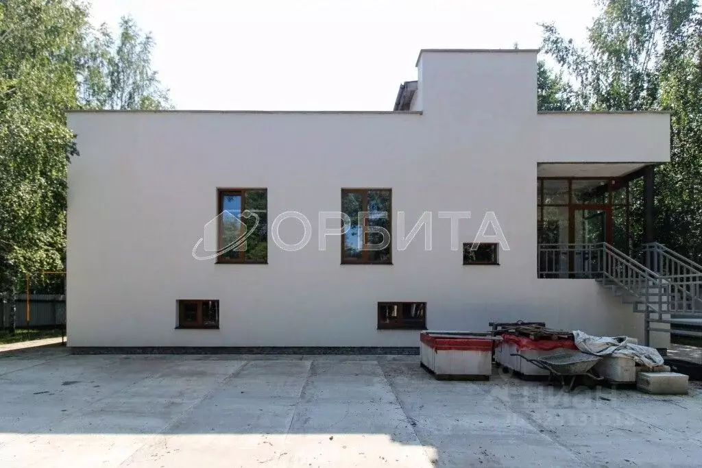 Помещение свободного назначения в Тюменская область, Тюмень проезд ... - Фото 1