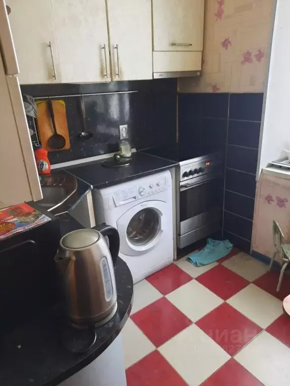 3-к кв. Ханты-Мансийский АО, Пыть-Ях 5-й мкр, 21 (53.0 м) - Фото 1
