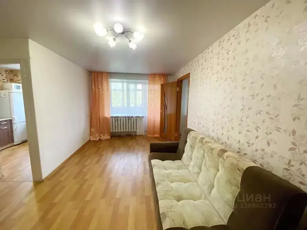 1-к кв. Кировская область, Киров Октябрьский просп., 105 (45.0 м) - Фото 1