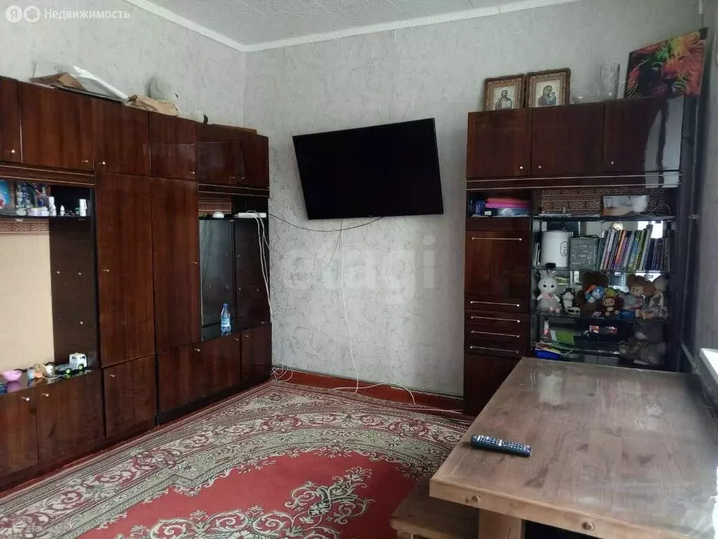 3-комнатная квартира: Черногорск, Октябрьская улица, 93 (67.7 м) - Фото 1