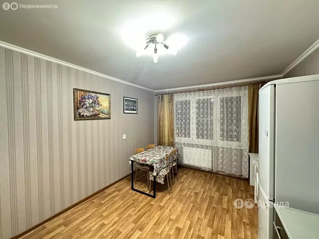 2-комнатная квартира: Краснодар, улица имени Валерия Гассия, 18 (61 м) - Фото 1